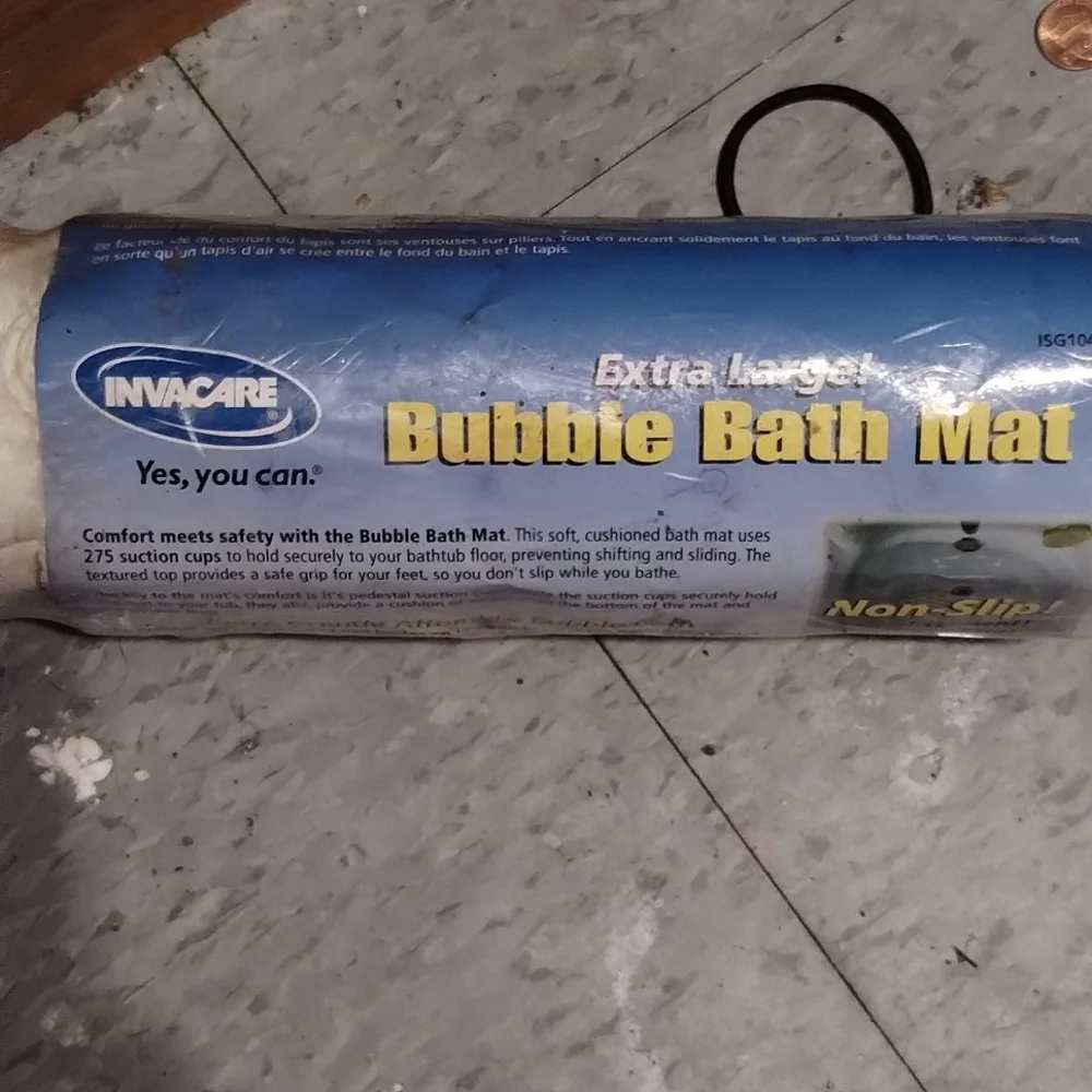 Extra large bubble bath mat